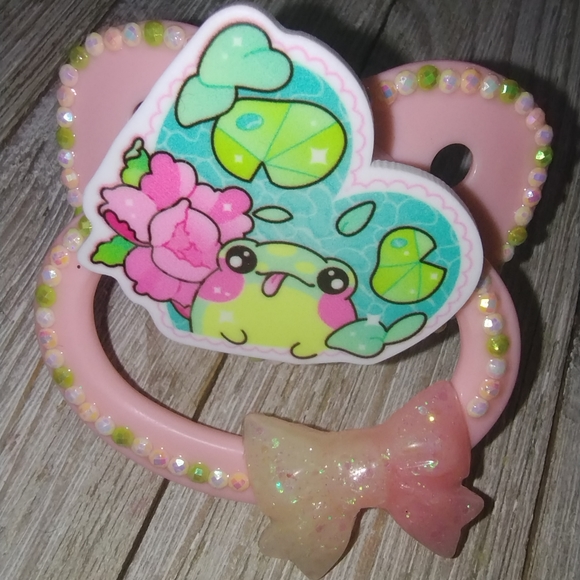 Adult Pacifier - Picture 4 of 4
